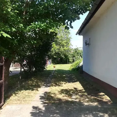 Dom wakacyjny In - Balaton 19830 Siófok